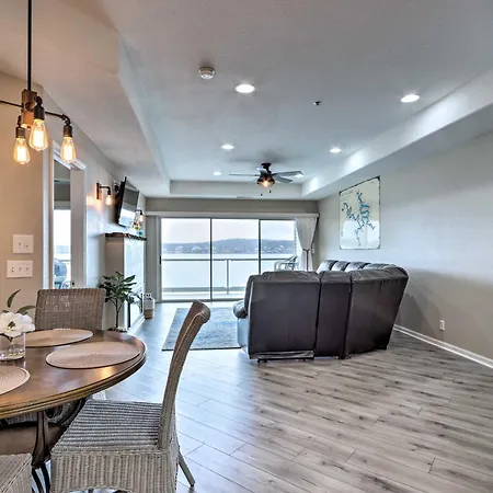 Waterfront Condo With Pool On Lake Of The Ozarks!